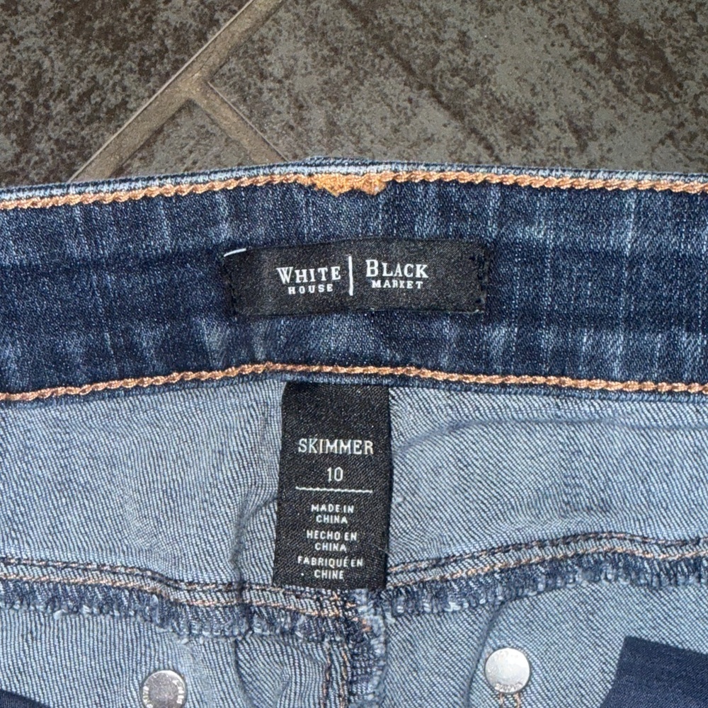White House Black Market Skimmer Jean leather cognac details size 10 - Picture 7 of 11